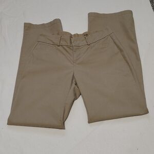 Classic Women's Khaki Pants